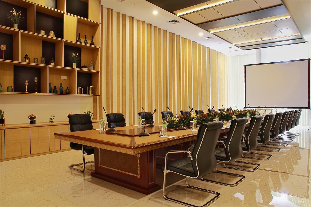 Bbc Hotel Lampung Bandar Jaya Gunungsugih Buitenkant foto