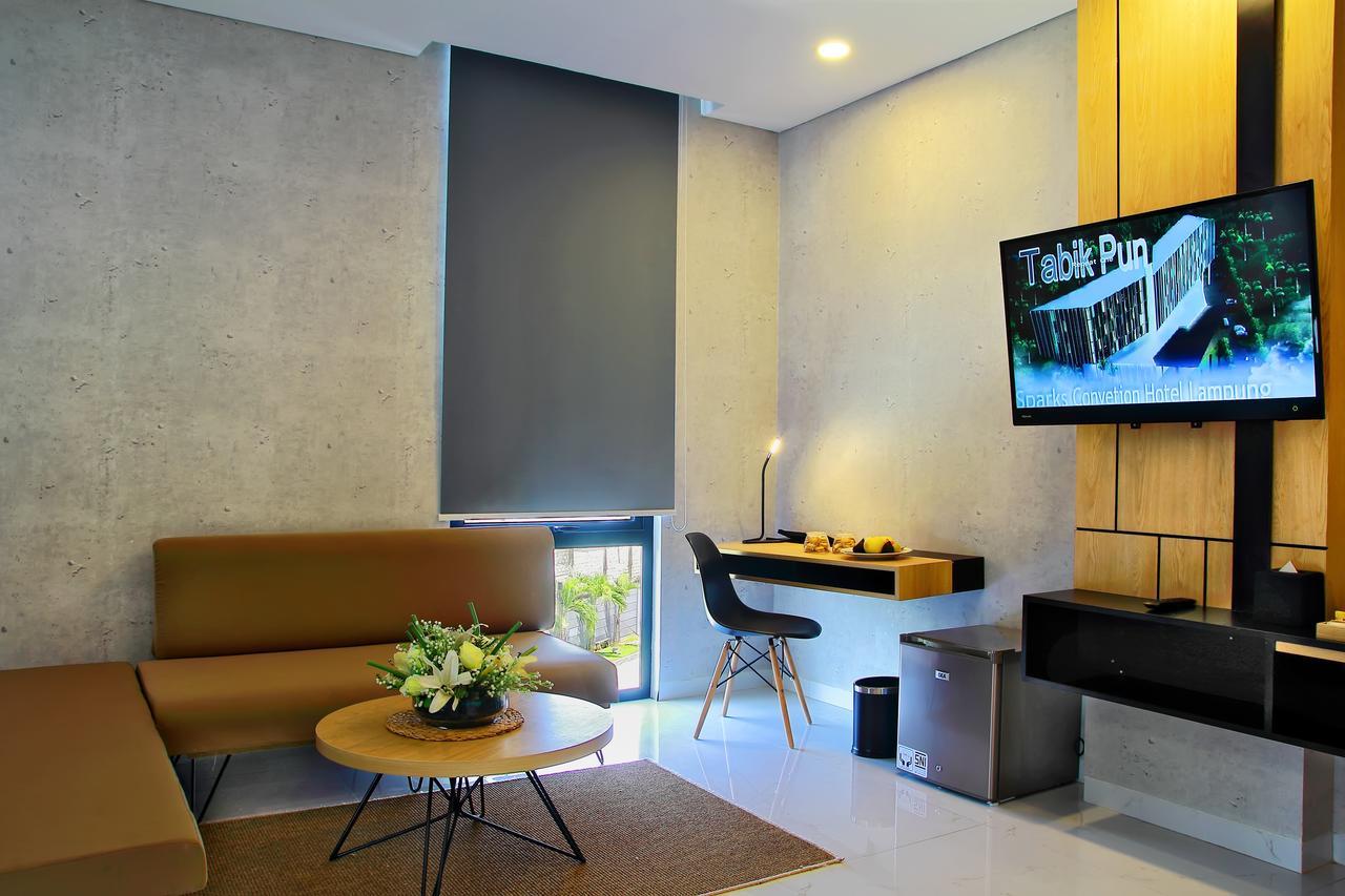 Bbc Hotel Lampung Bandar Jaya Gunungsugih Buitenkant foto